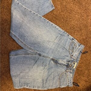 Women's Light Wash Boyfriend Jeans